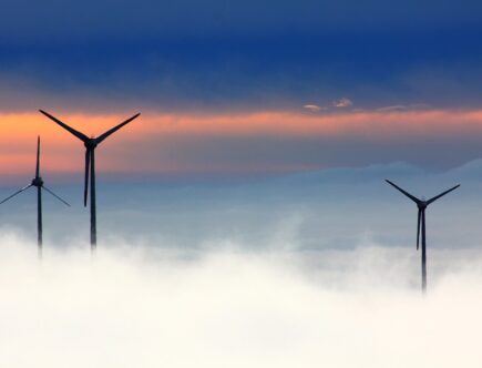 Jakie są korzyści z morskiej energii wiatrowej?